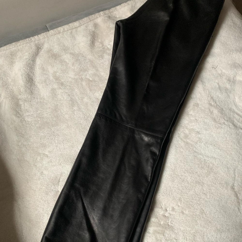 ❌ SOLD❌ INTERMIX LEATHER PANTS - Picture 3 of 7
